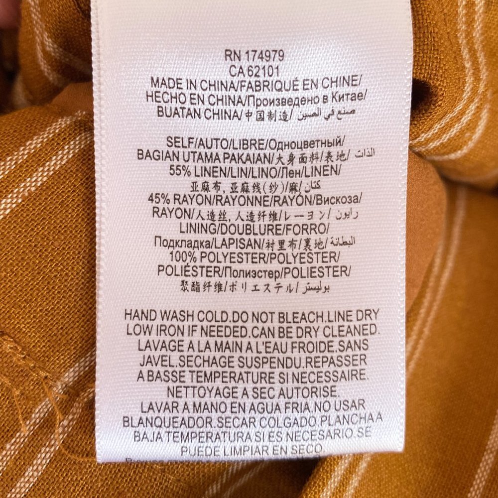 BCBG Linen High-Waisted Shorts - Picture 13 of 15